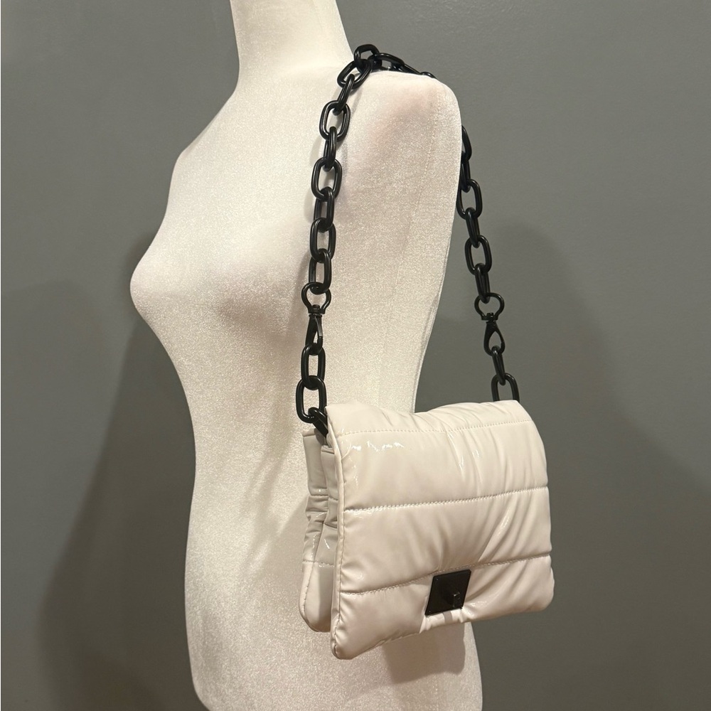 *PRE-OWNED* THINK ROYLN Downtown Crosswalk Glossy Crossbody Bag - Picture 9 of 10